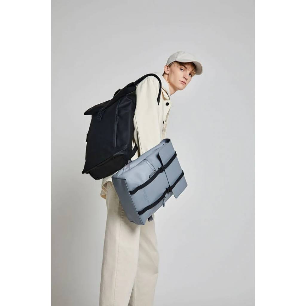Mochila Gaston Luga Splash 8004 Gris/Negro 13"