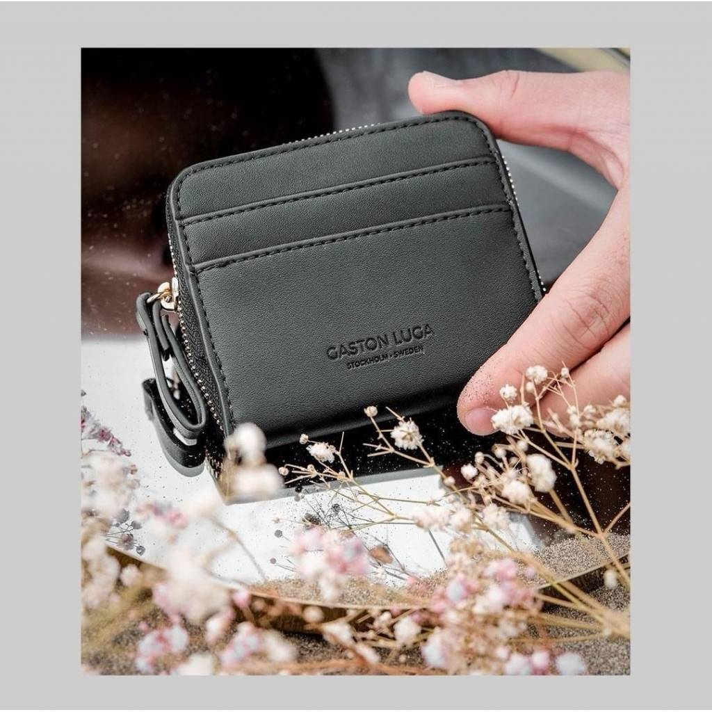 Billetera Gaston Luga Bors 7201 Negro/Dorado